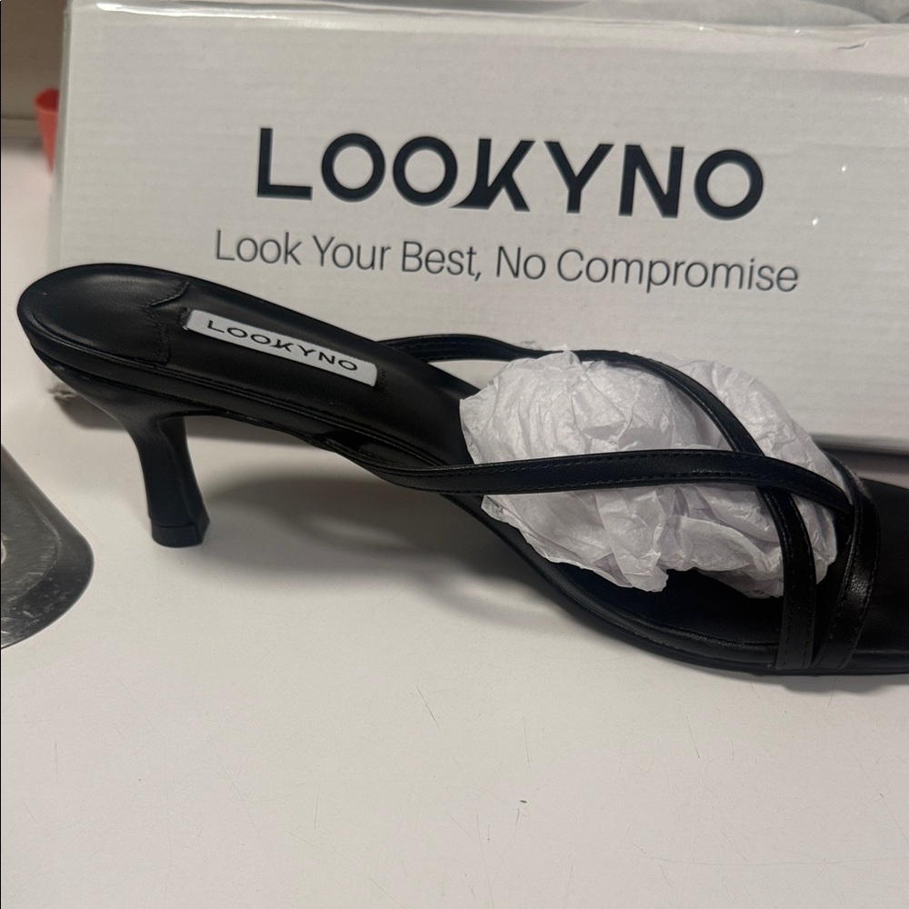 Black Women's Heeled Sandals